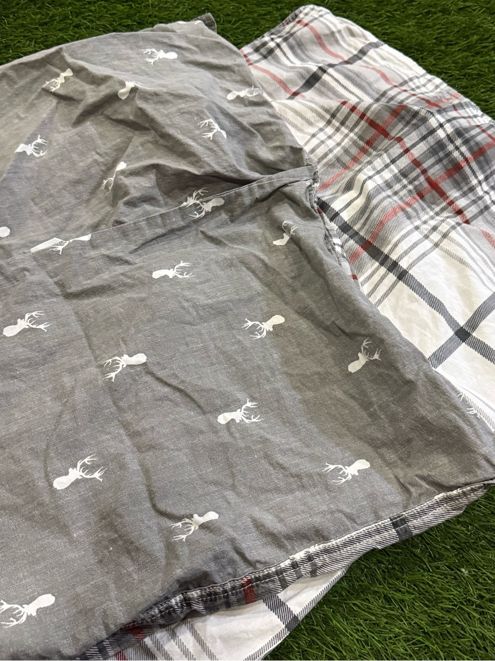 Eddie Bauer Two Sided pillow Case Shams